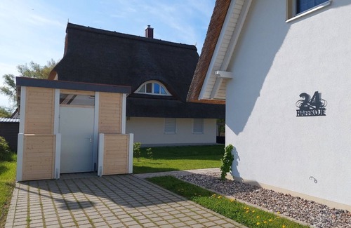 Am Salzhaff Maison | House 24 "Haffkoje" - Holiday home with sauna and fireplace
