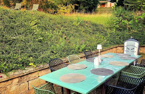 Saint-Julien-de-Lampon Maison | Maison agréable avec vue
