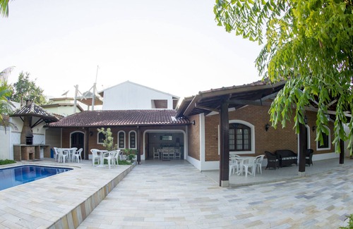 Maresias Maison | Maison à 30 mètres de la plage, tarifs basse saison