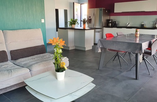 Longeville-sur-Mer Maison | Maison 4 * SPA extérieur , 4 chambres , 2 salles d'eau , proche plage