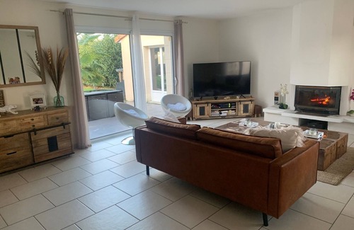 Monce-en-Belin Maison | Maison à 5 min du Circuit