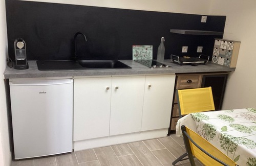 Cendras Maison | MAISON 6 personnes + 2 enfants Au pieds des Cévennes Jardin de 2500 m² clôturé