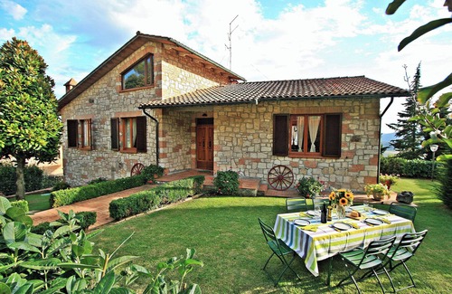Radicondoli Maison | House 7 mins walk to center w/ private pool
