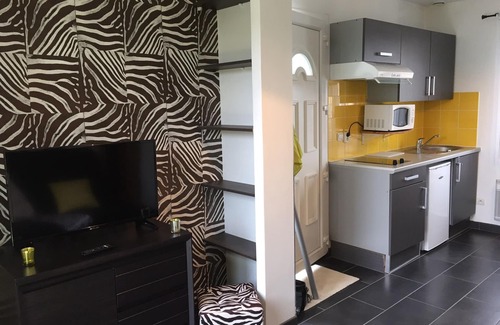 La Rochelle Maison | Maison à 700m de la plage avec jardin pour 4/pers et parking privé/ ref : Ang T2