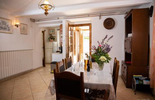 Kanfanar Appartement | House Barat