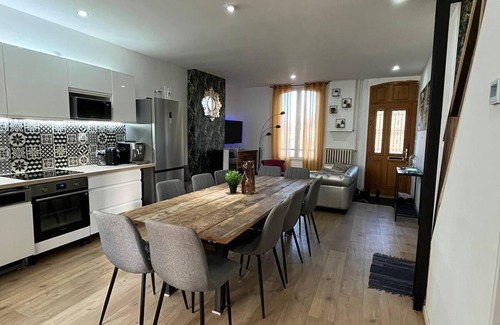 Chalons-en-Champagne Maison | Maison bord de Marne 10 personnes avec piscine et jacuzzi