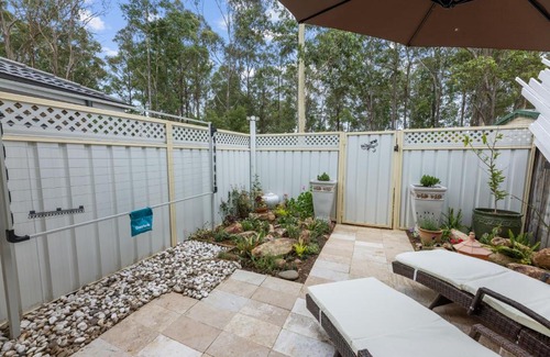 Cessnock Maison | House by Lavender Lane - Forest Views, FREE Parking