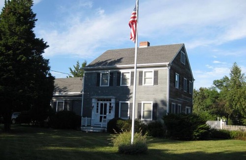 East Marion Maison | Maison près de la baie avec grande piscine creusée, à quelques pas de la plage