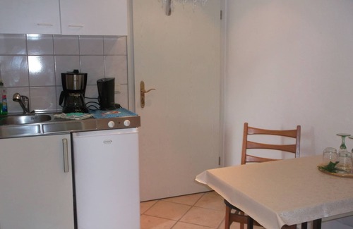Guhrow Appartement | House by the forest