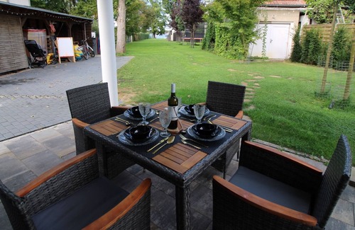 Koenigs Wusterhausen Appartement | House by the lake with access