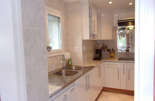 Requista Maison | Maison au bord de la rivière Tarn,calme,repos,idéal famille 4 personnes