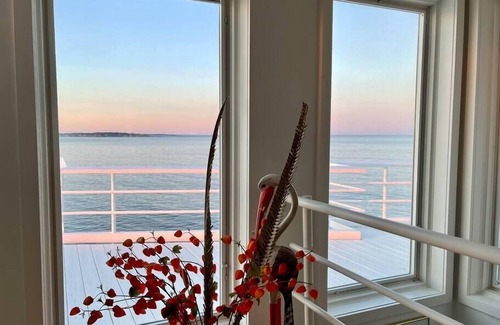 Little Nahant Maison | House by the Sea - Glocca Morra