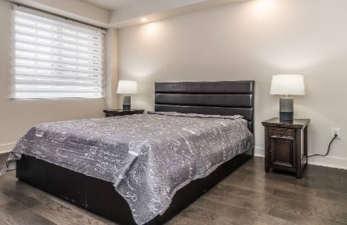 Dollard-des-Ormeaux Maison | Appartement comfortable au coeur de la ville