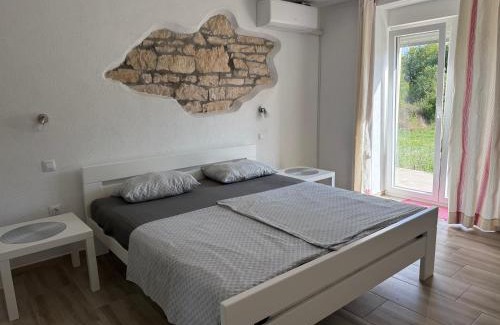 Belavici Maison | House Carla Belavici