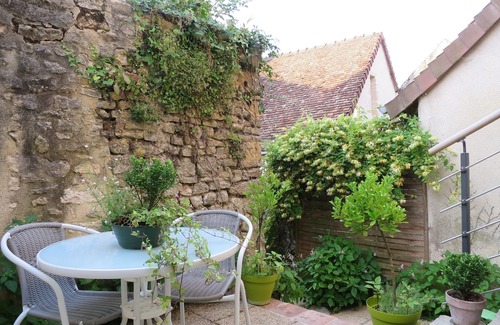 Mamers Cottage | Maison classée "4 épis" avec jardinet. Charme & Calme. Quartier historique