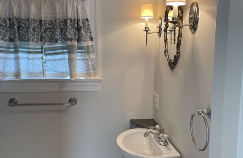 Andover Maison | house close to Phillips academy and down town