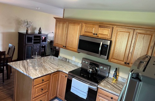 Hartwick Maison | House - Clover's Ridge, Cooperstown - "Play ball"!