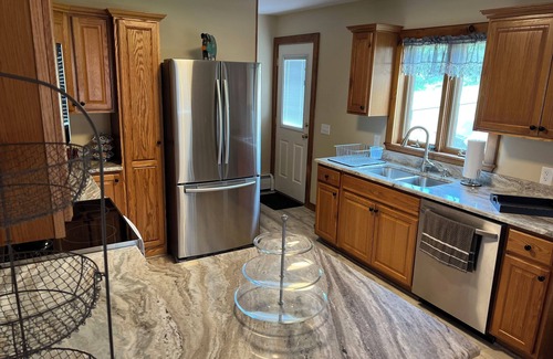 Hartwick Maison | House - Clover's Ridge, Cooperstown - "Play ball"!