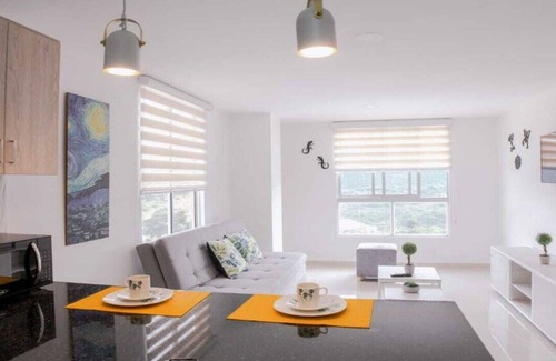 Pinchote Maison | House