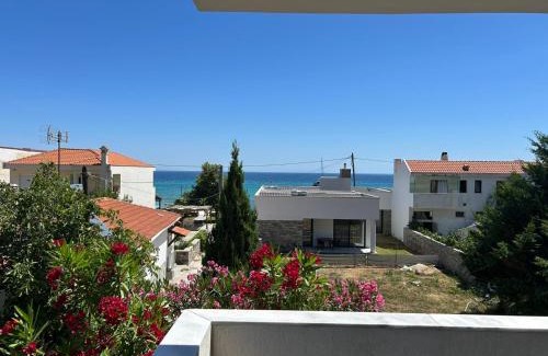 Chrisi Akti Appartement | House Constantin