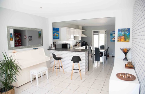 Mauguio Maison | MAISON ,CONFORT CONTEMPORAIN ET TRANQUILITE A 15 MN DES PLAGES