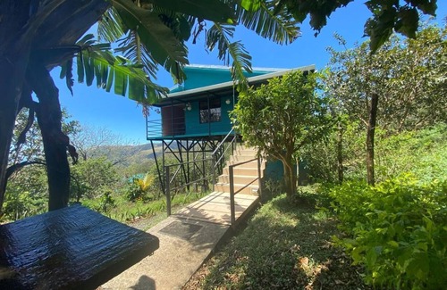 Guacimal Cottage | House with beautiful mountain views, tranquility and comfort close to everything.