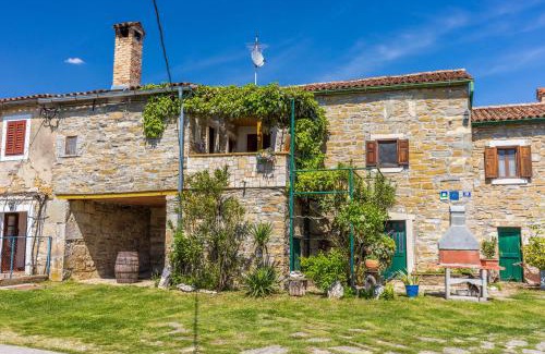 Krsan Maison | House Dorino