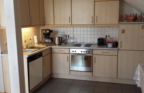 Spadenland Appartement | House Elbgold. Vacation apartment with large eat-in kitchen directly on the Elbe
