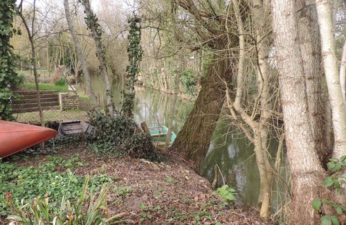 Saint-Hilaire-la-Palud Maison | Maison pour les amoureux de la nature