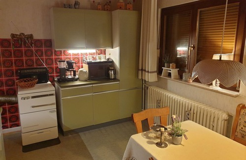 Schwalefeld Maison | House for 8 persons. 5 bedrooms, 2 bathrooms, 3 toilets with garage/garden.