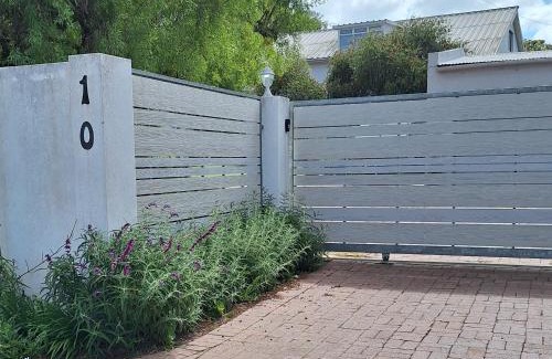 Bredasdorp Appartement | House Forget Me Not
