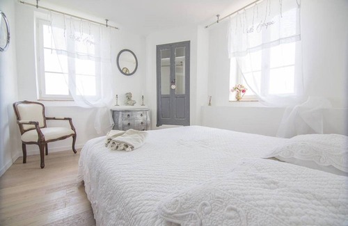 Saint-Hippolyte-de-Caton Autre | Authentique mas provençal, Piscine privative non chauffée proche d'Uzès