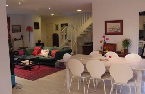 Bussy-Saint-Martin Maison | Maison avec jardin face à un parc et à 10 mn de Disneyland / 20 mn de Paris