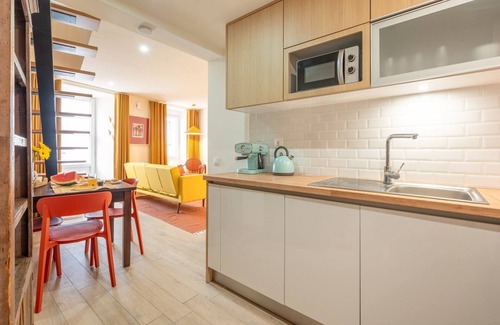 Montemor-o-Novo Maison | House Gallery in the Heart of the City