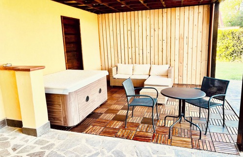 San Giuliano Terme Maison | House I Limori with garden and covered parking