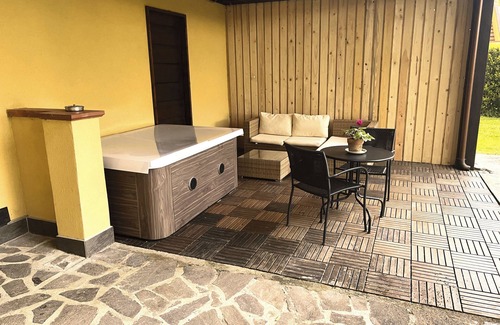 San Giuliano Terme Maison | House I Limori with garden and covered parking