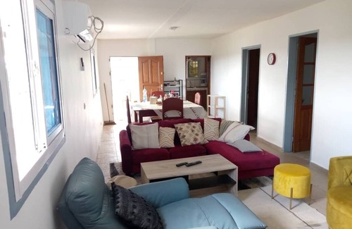 Libreville Maison | House in a silent neighborhood perfect for the family!