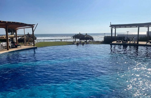 Puente del Mar Maison | House in Acapulco Diamante