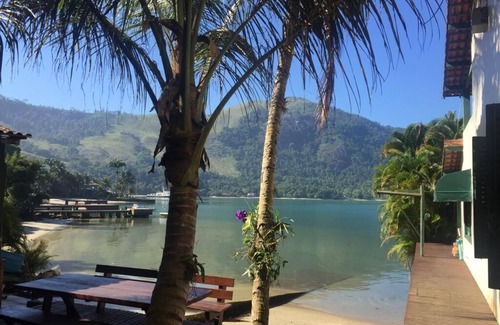 Ponta do Sape Maison | Maison à Ponta do Sapê avec jetée exclusive et Prainha