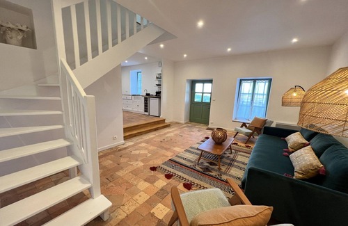 Ballon-Saint-Mars Maison | House in Ballon near Le Mans Circuit