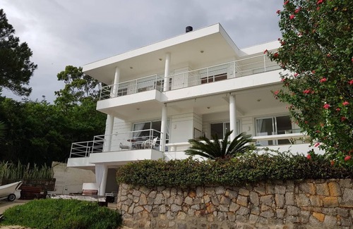 Governador Celso Ramos Maison | Maison face à la mer