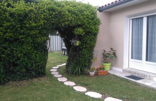 Quartier de l'Hippodrome Maison | Maison à Châtelaillon Plage , calme avec jardin clos