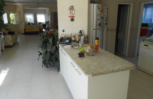 Guaruja Maison | Maison Condom, 4 suites, Air conditionné, Piscine, Barbecue et Four