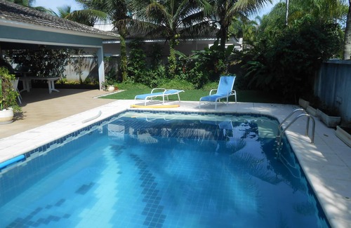 Guaruja Maison | Maison Condom, 4 suites, Air conditionné, Piscine, Barbecue et Four