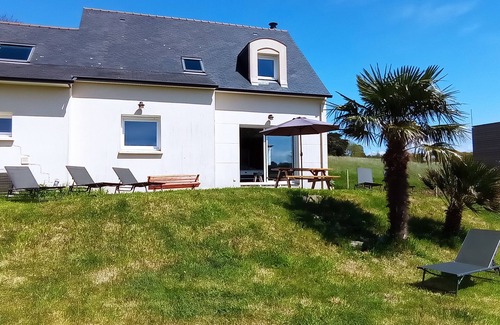 Kerlaz Maison | Maison à DOUARNENEZ/ kerlaz - plage à pied et proche sentier côtier.