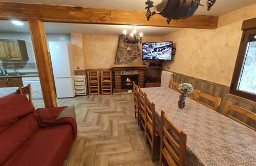 Castro de Fuentiduena Maison | Casa en parque natural de las Hoces del río Duratón + piscina privada y jacuzzi