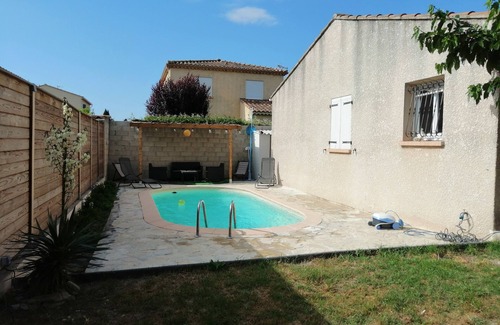 Saint-Etienne-du-Gres Maison | House in the heart of Provence