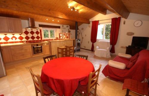 Saint-Pierre-de-Colombier Maison | House in Ardèche near Ray-Pic Falls
