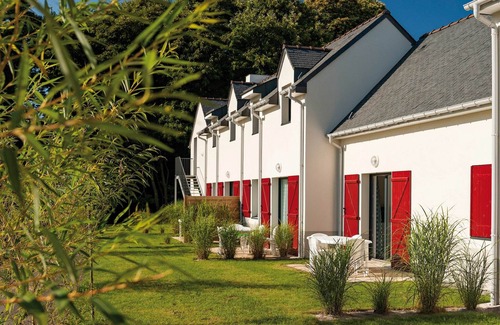 Queven Maison | Maison de vacances près d'un terrain de golf