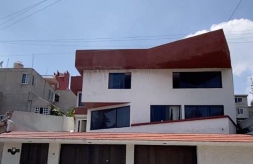 Tlalnepantla de Baz Maison | House in Golf Club, an oasis near the city